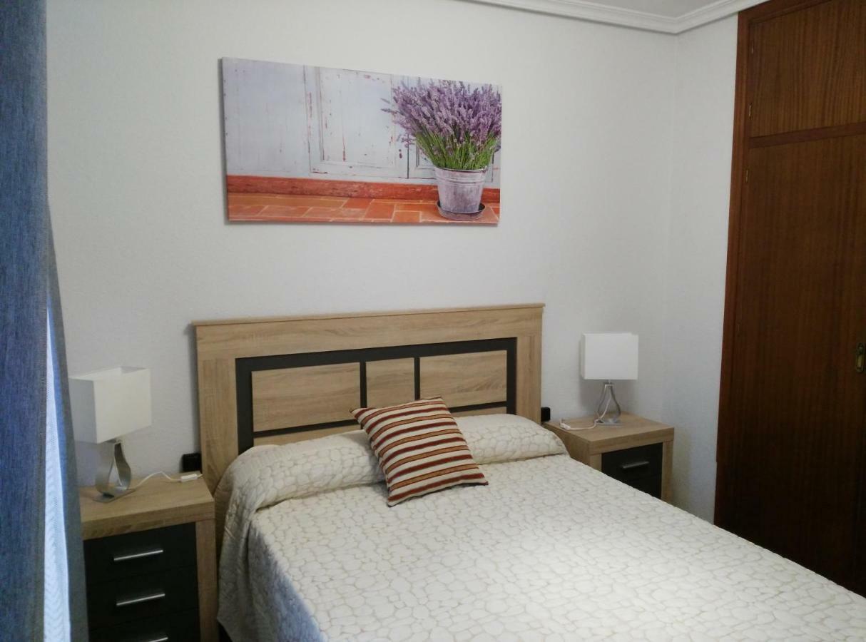 La Flor De Lis Apartment อาบีลา ภายนอก รูปภาพ