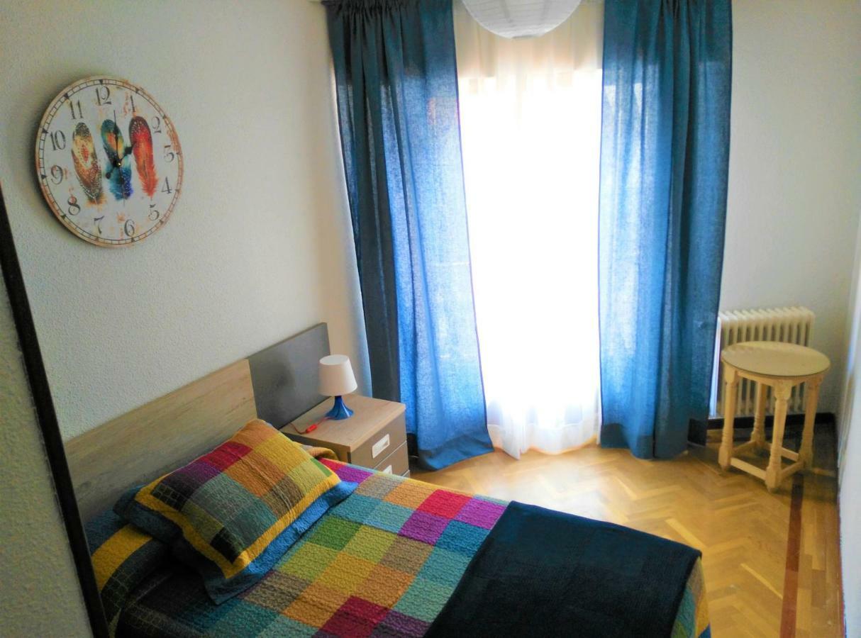 La Flor De Lis Apartment อาบีลา ภายนอก รูปภาพ