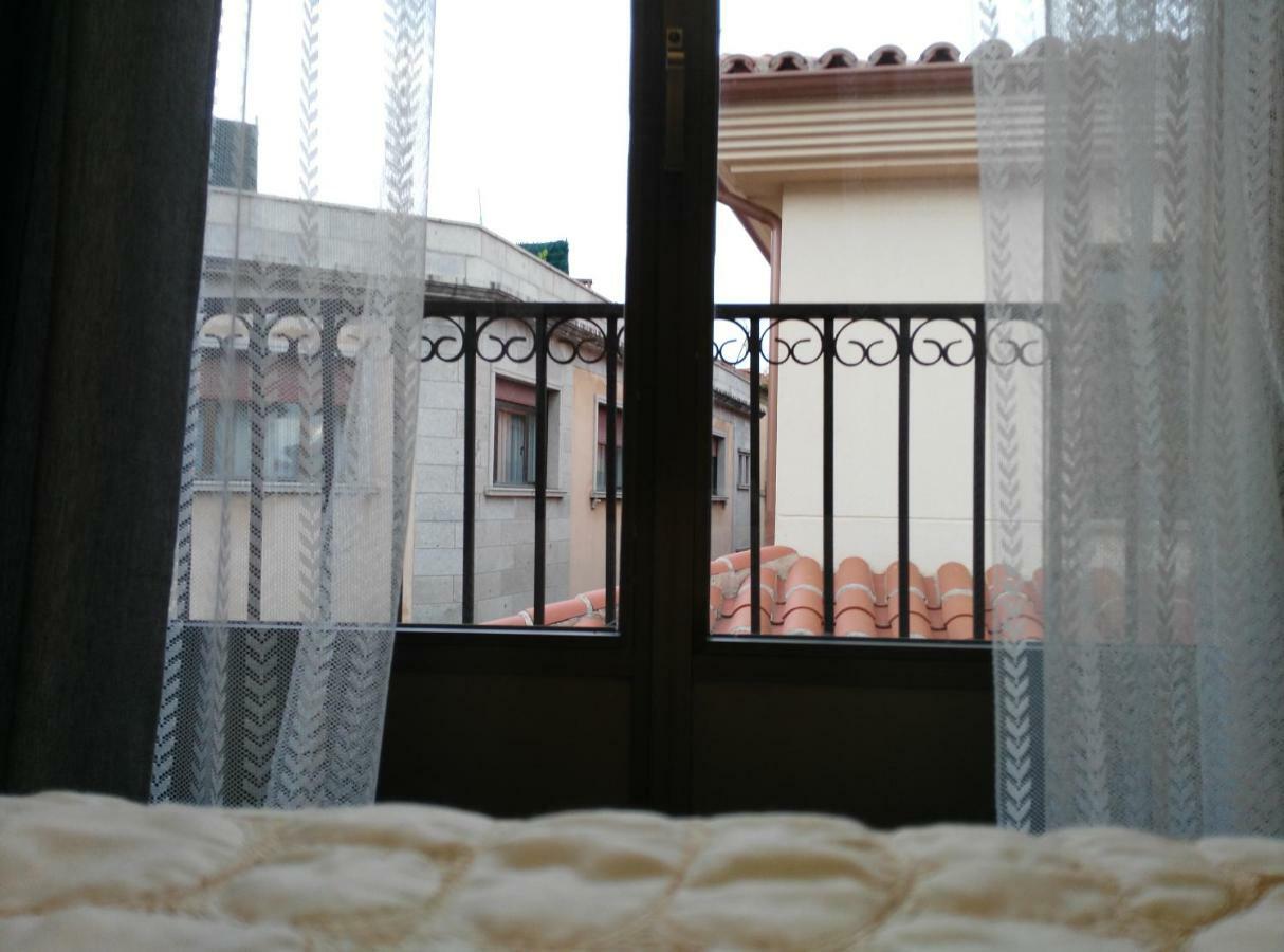 La Flor De Lis Apartment อาบีลา ภายนอก รูปภาพ